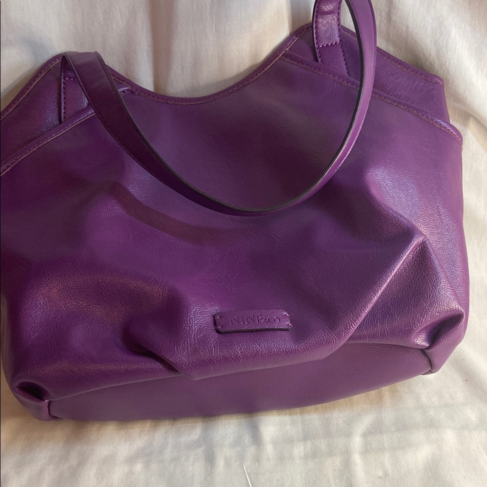 Nine & Co. Purple Shoulder Bag with Modern Design